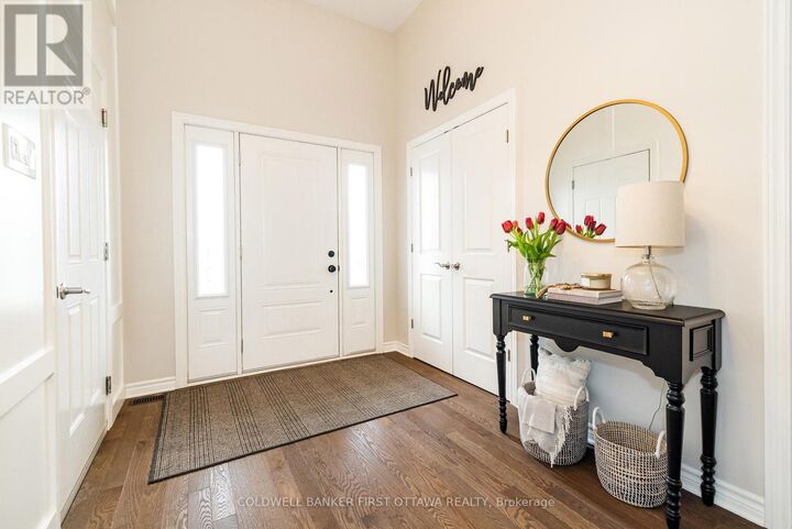 Photo de la propriété:  63 Napoleon Street  ON K7C 2X4 