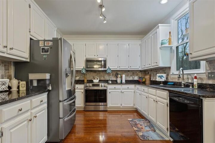 Property Photo: 1295 Ashworth Avenue SW GA 30064