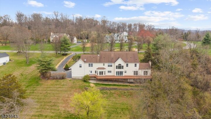 Property Photo:  10 Blue Cliff Dr  NJ 08833 