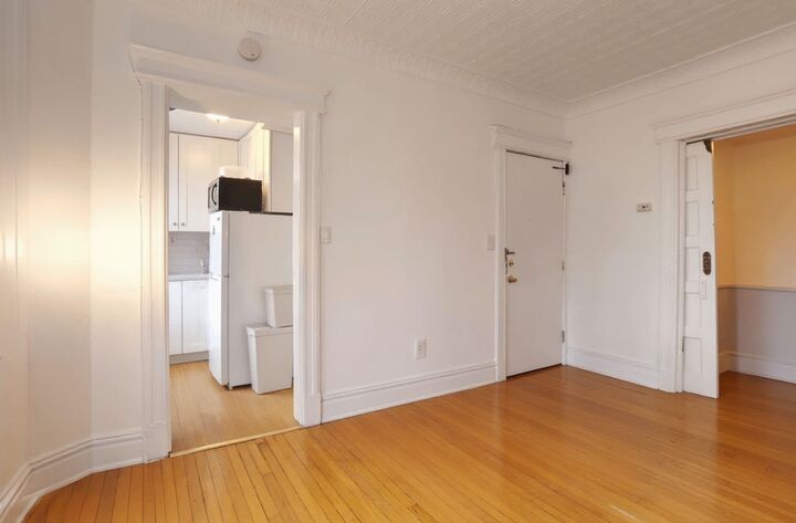 Property Photo:  64 Liberty Pl 2  NJ 07086 