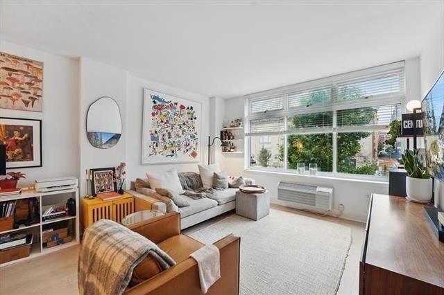 Property Photo:  1400 Hudson St 220  NJ 07030 