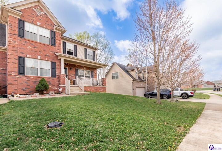 Property Photo:  138 Vineland Parkway  KY 40175 