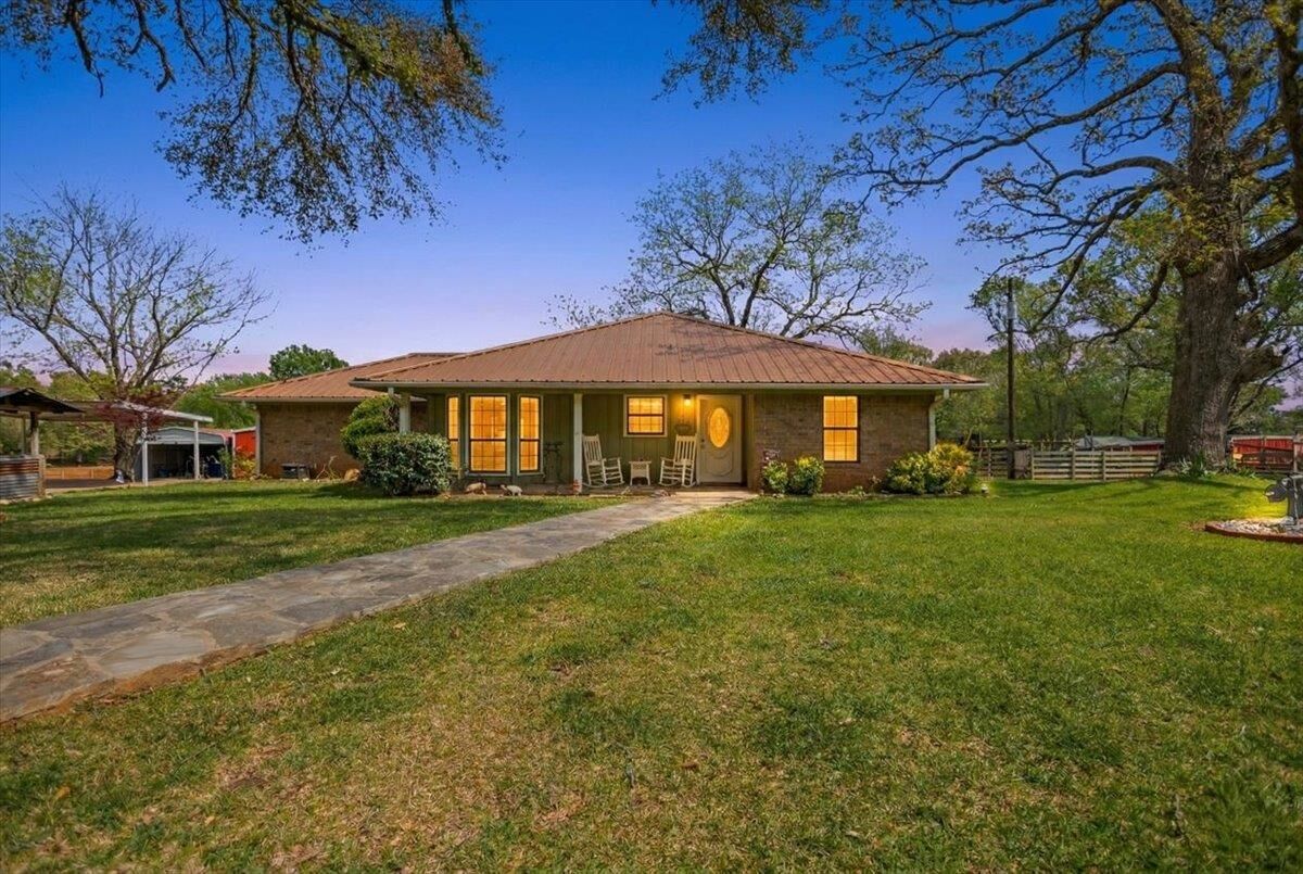 Property Photo:  10509 S County Road 456  TX 75654 
