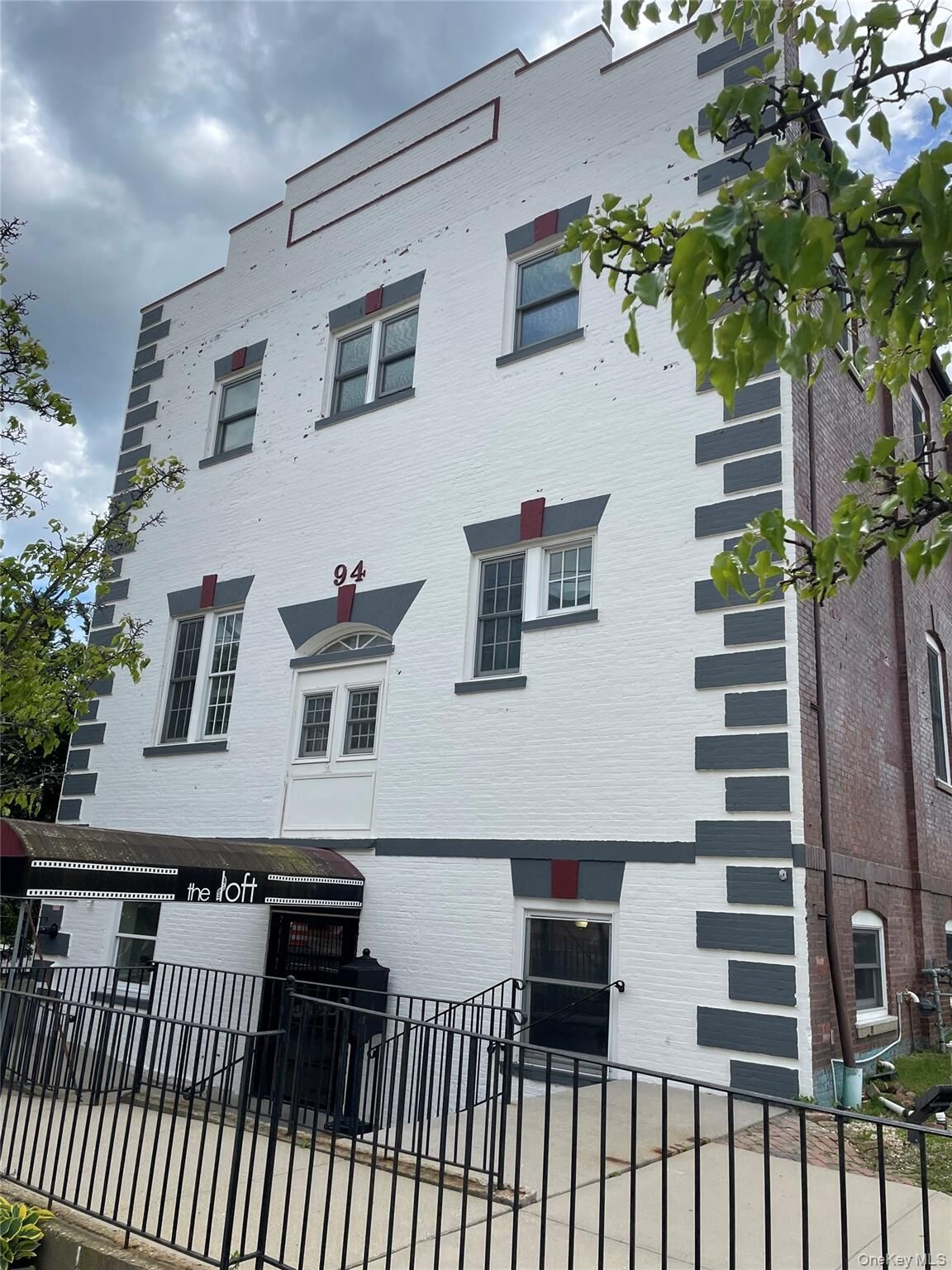 Property Photo:  94 4th Avenue  NY 11706 