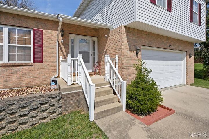 Property Photo:  66 Dianne Drive  IL 62220 