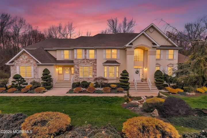 Property Photo:  13 Palmer Circle  NJ 08535 