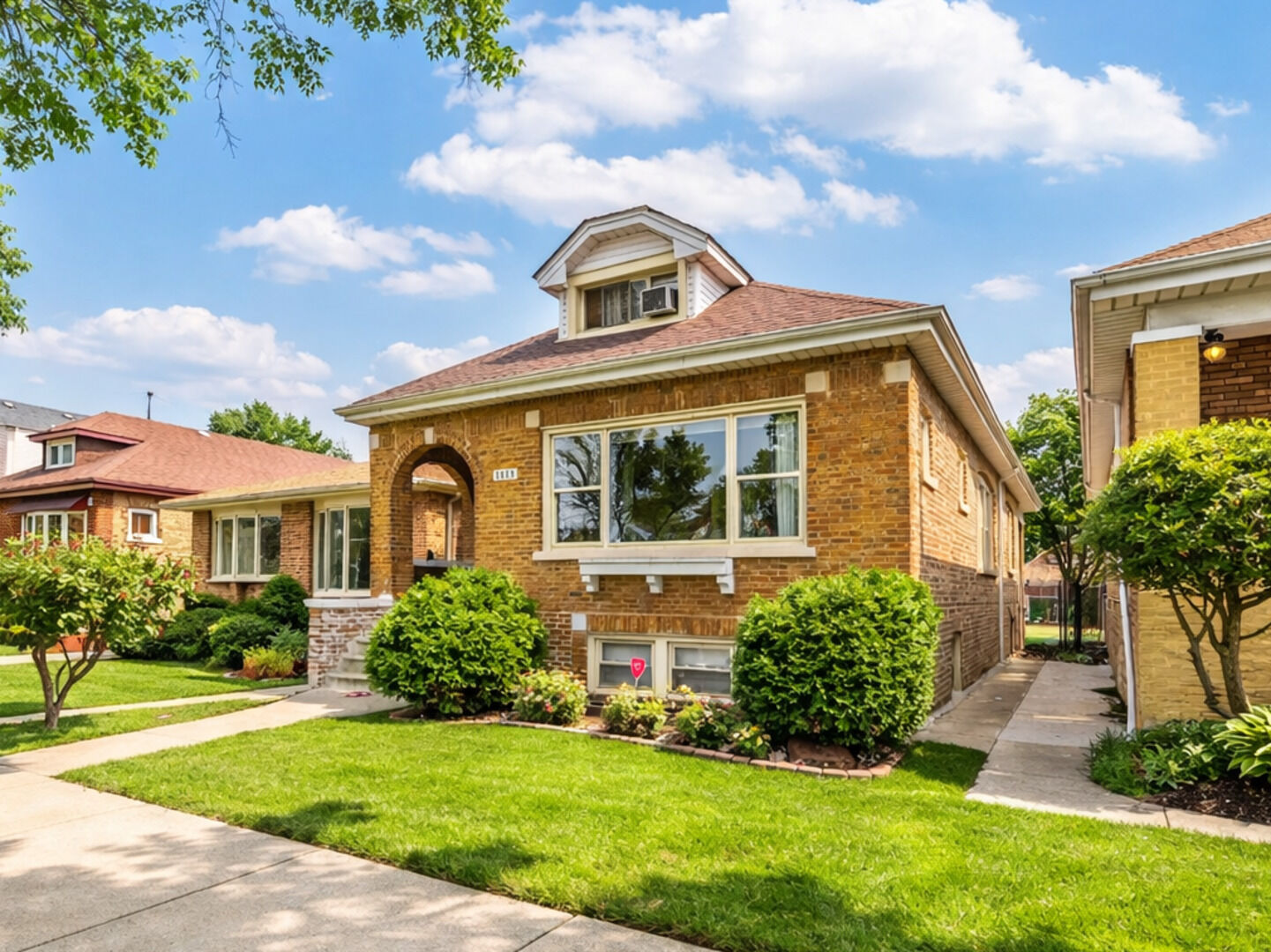 Property Photo: 9419 S Wabash Avenue IL 60619