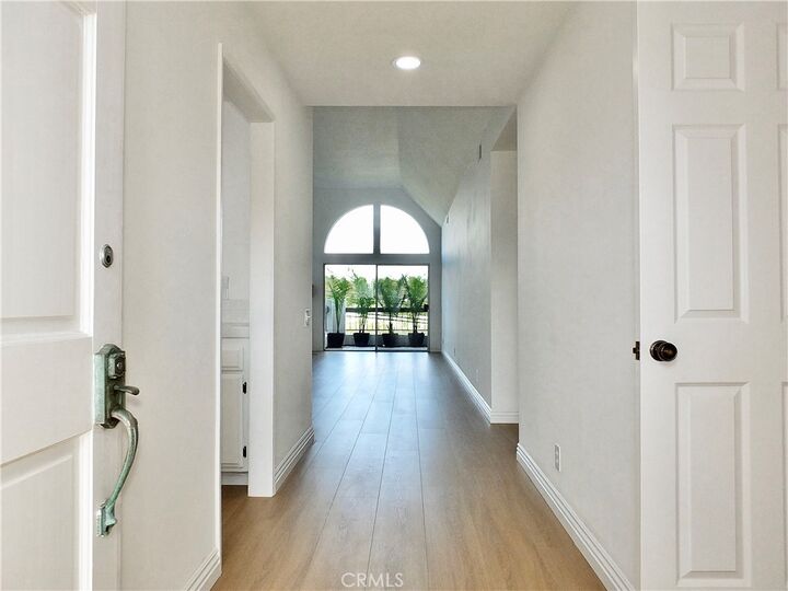 Property Photo:  4739 E 4th  CA 90814 