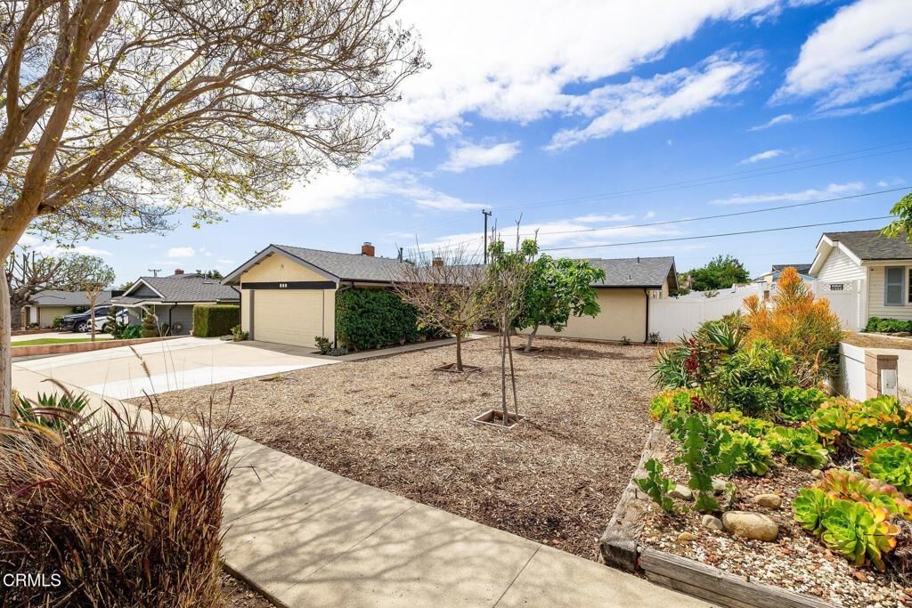 Property Photo:  123 Pajaro Avenue  CA 93004 