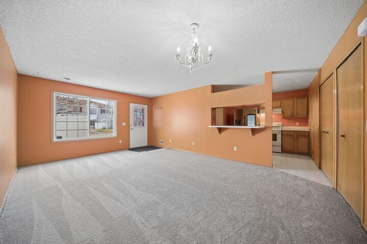 Property Photo:  14748 Excelsior Lane 10  MN 55124 