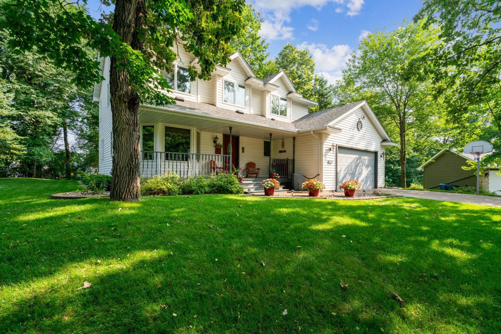 Property Photo:  19402 Carson Circle NW  MN 55330 