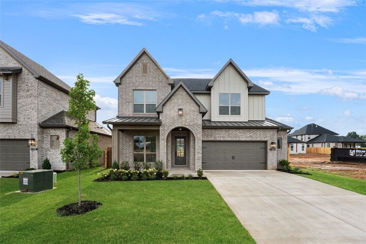 Property Photo:  3107 S 14th Place  AR 72758 