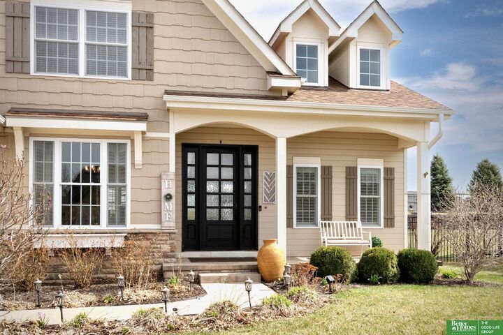 Property Photo:  7725 N 151 Circle  NE 68007 