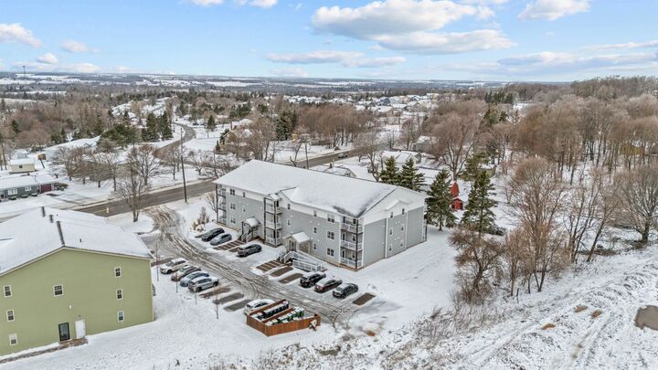 Property Photo:  562 Malpeque Road 305  PE C1A 7Y8 