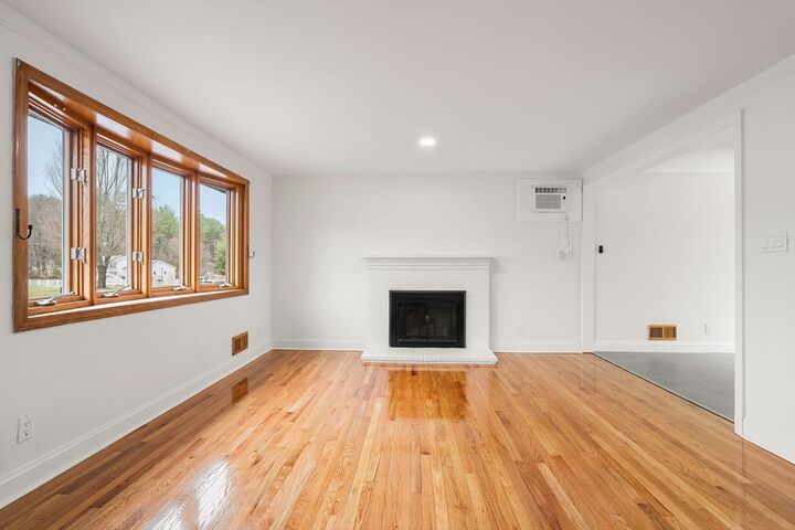 Property Photo: 15 Phillip Rd MA 01821