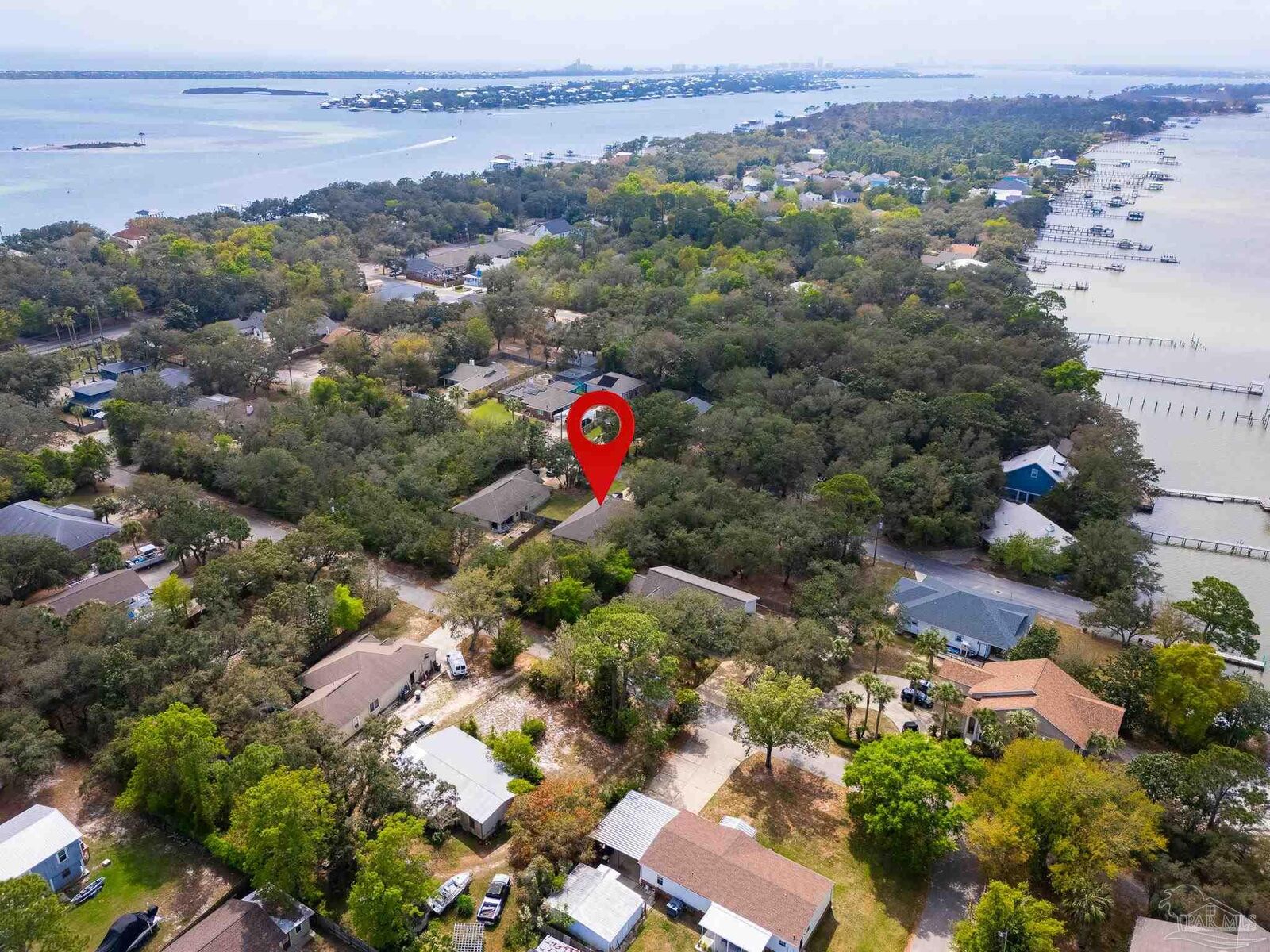 Property Photo: 5730 Coronada Blvd FL 32507