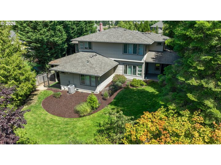 Property Photo:  10253 NW Engleman St  OR 97229 