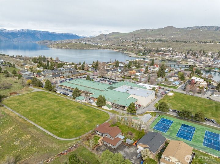 Property Photo: 109 Nelmida Lane WA 98816