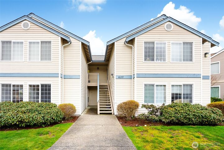 Property Photo: 627 W Horton Way 115 WA 98226