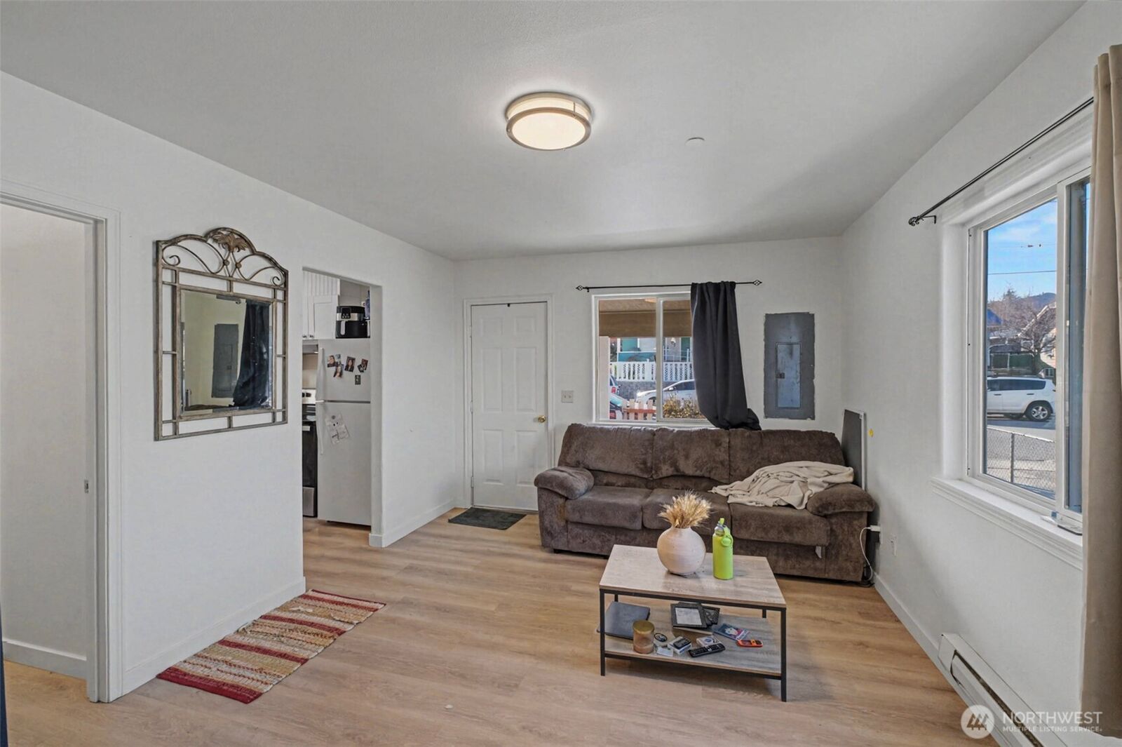 Property Photo:  533  Methow A,B,C  WA 98801 