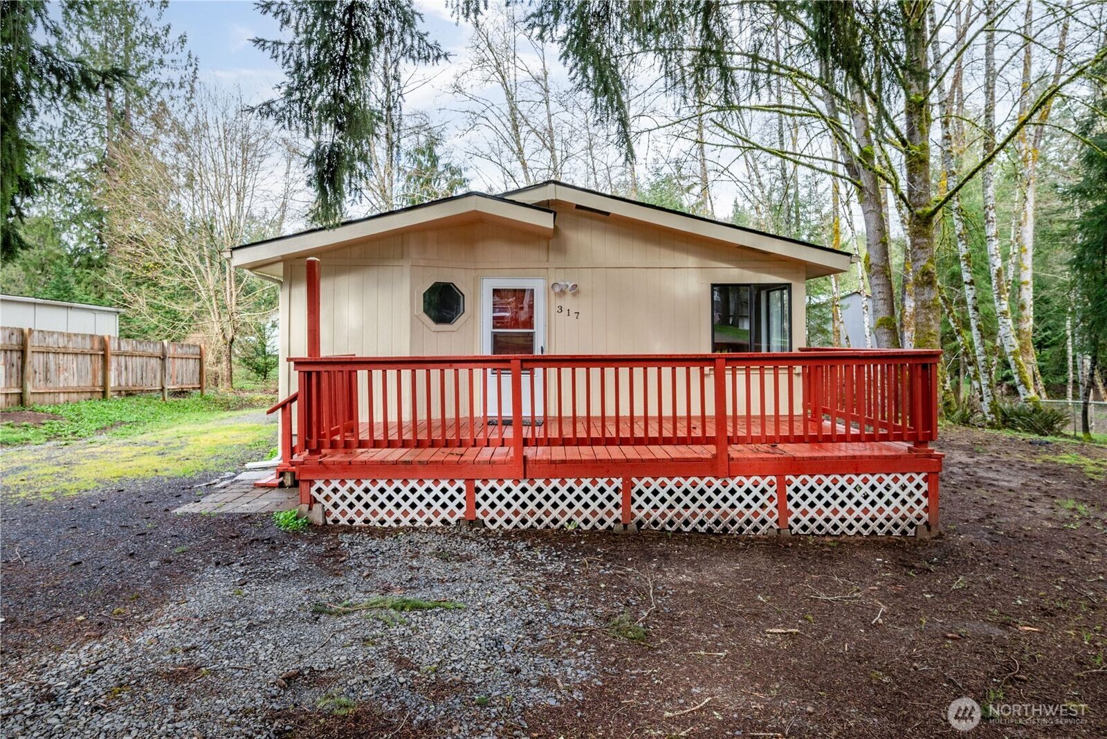 Property Photo: 317 Rollingwood Drive WA 98626