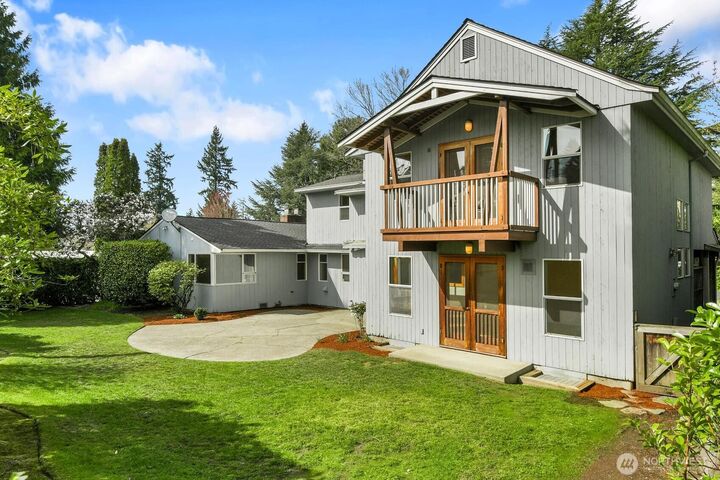 Property Photo:  4719 NE Park Place  WA 98115 