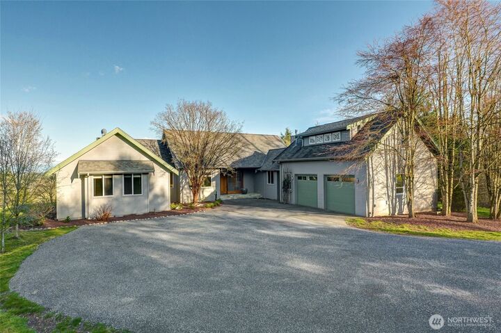 Property Photo:  2818  Stein Hill Lane  WA 98240 