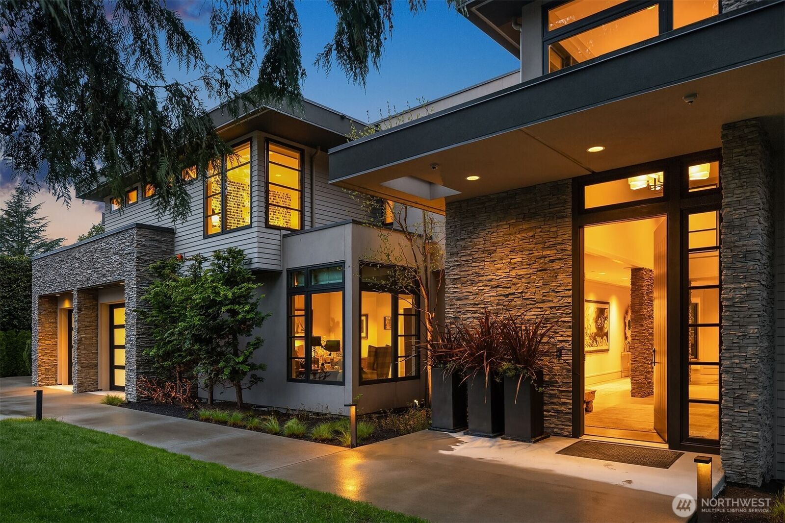 Property Photo:  9036 NE 26th Street  WA 98004 