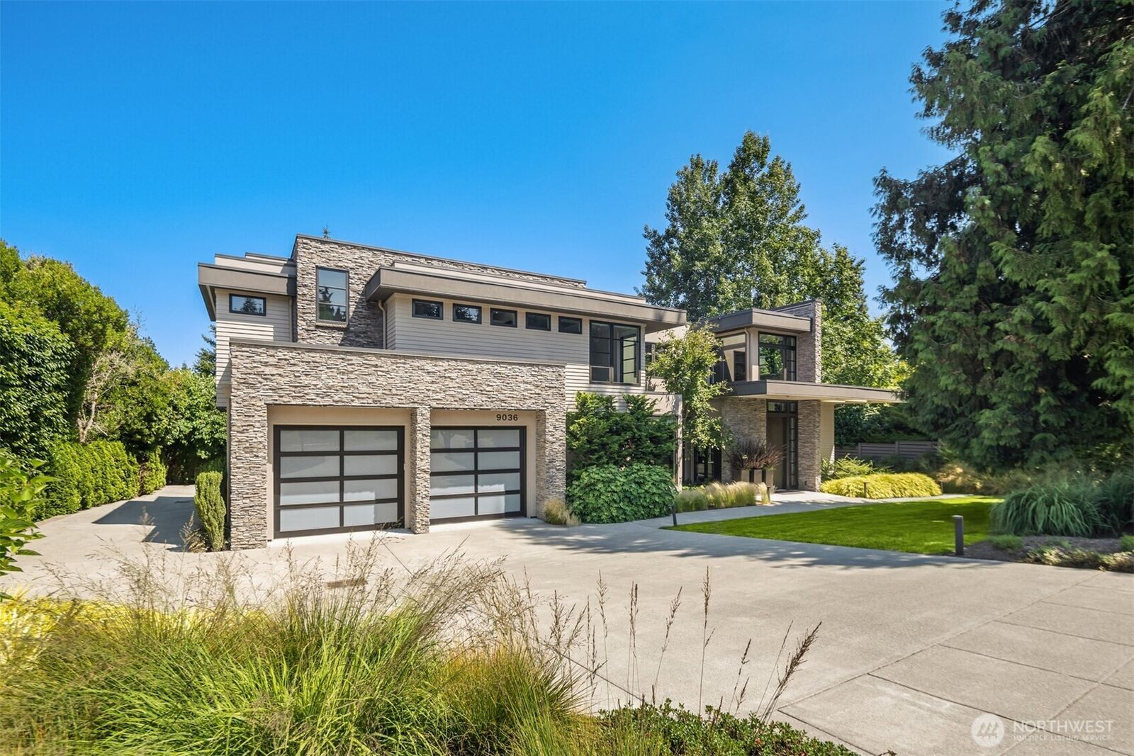 Property Photo:  9036 NE 26th Street  WA 98004 