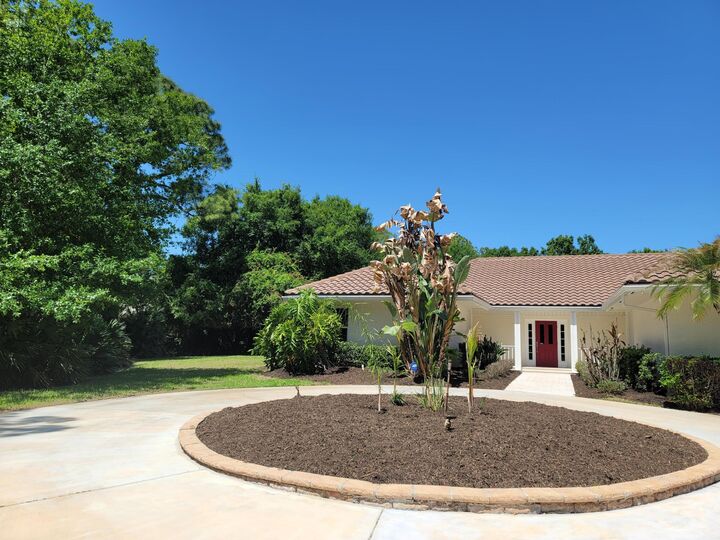 Property Photo:  7922 Steeplechase Lane  FL 34986 