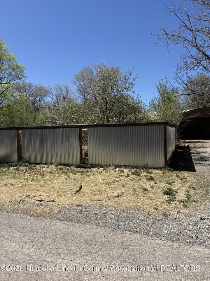Property Photo: 104 Riverview Drive NM 88346
