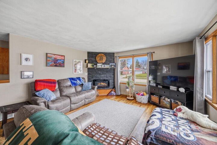 Property Photo: 1330 Sycamore Street WI 53545