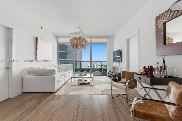 Property Photo:  900 Biscayne Blvd 4308  FL 33132 