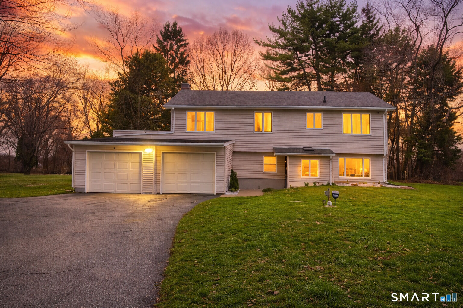 Property Photo: 18 Caulkins Road CT 06360