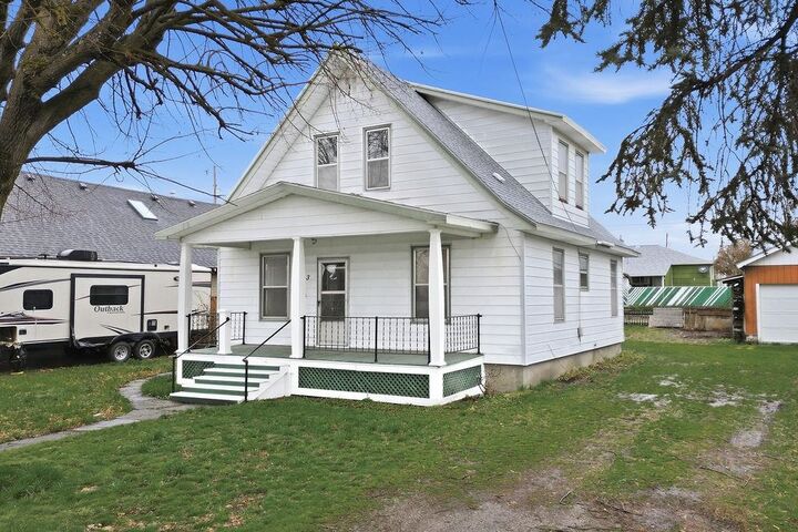Property Photo:  313 E Gordon Ave  WA 99212 