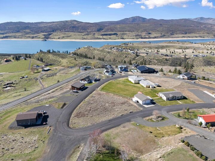 Property Photo: 40861 Hillside Dr N WA 99122