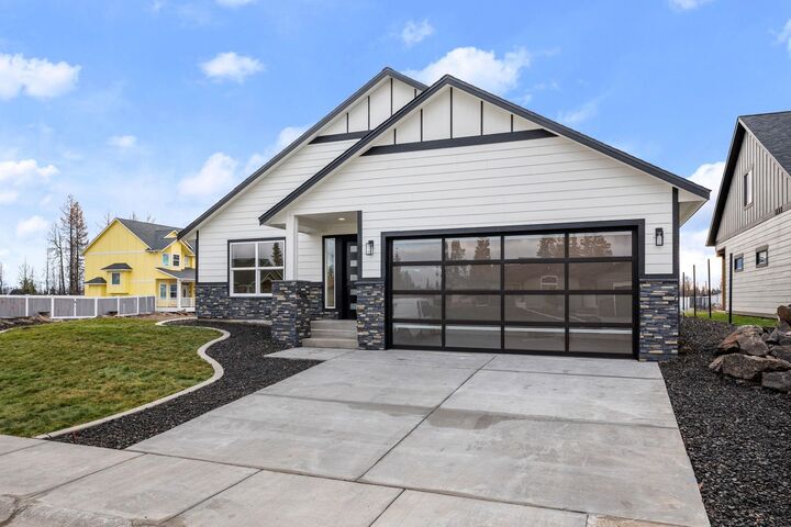 Property Photo: 522 S Stanley St WA 99022