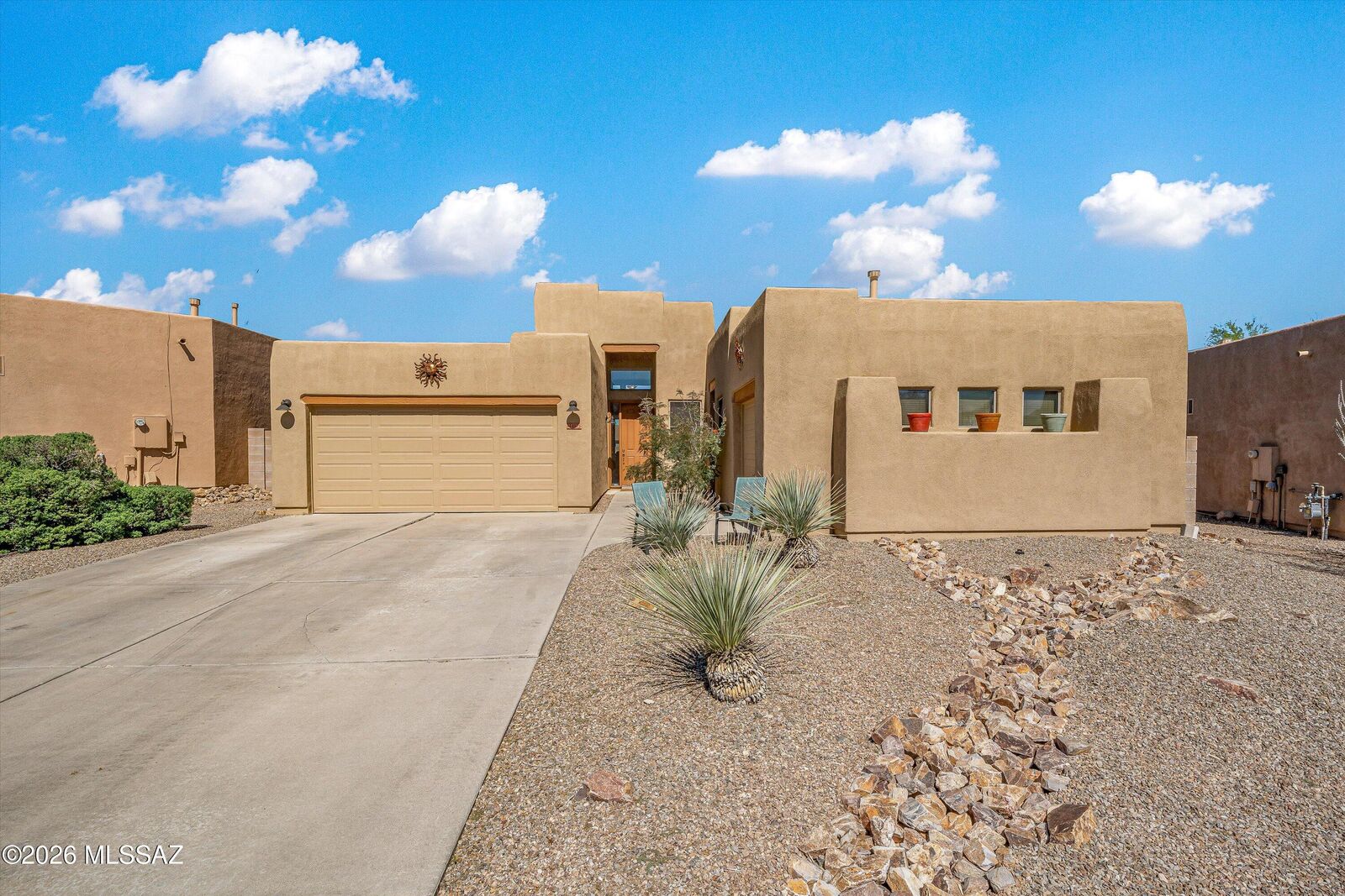 Property Photo:  8175 N Night Pony Drive  AZ 85743 