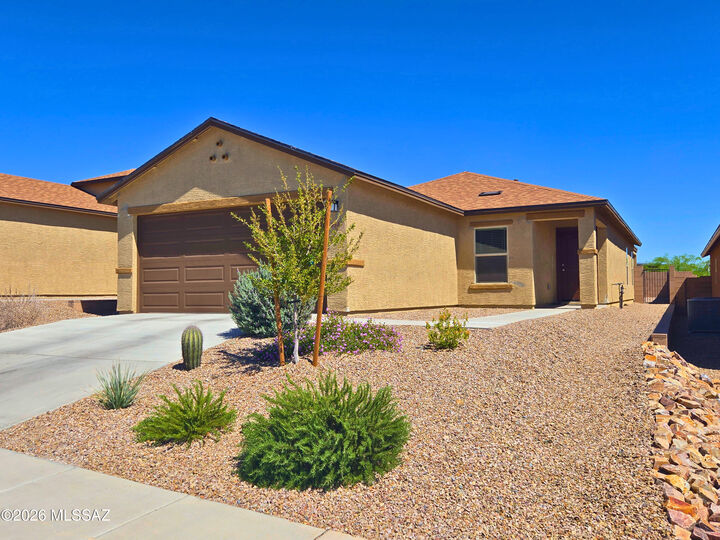 Property Photo:  6343 S Rigby Way  AZ 85746 