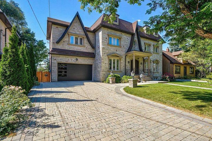 Property Photo: 38 Pheasant Road ON M2M 3G7
