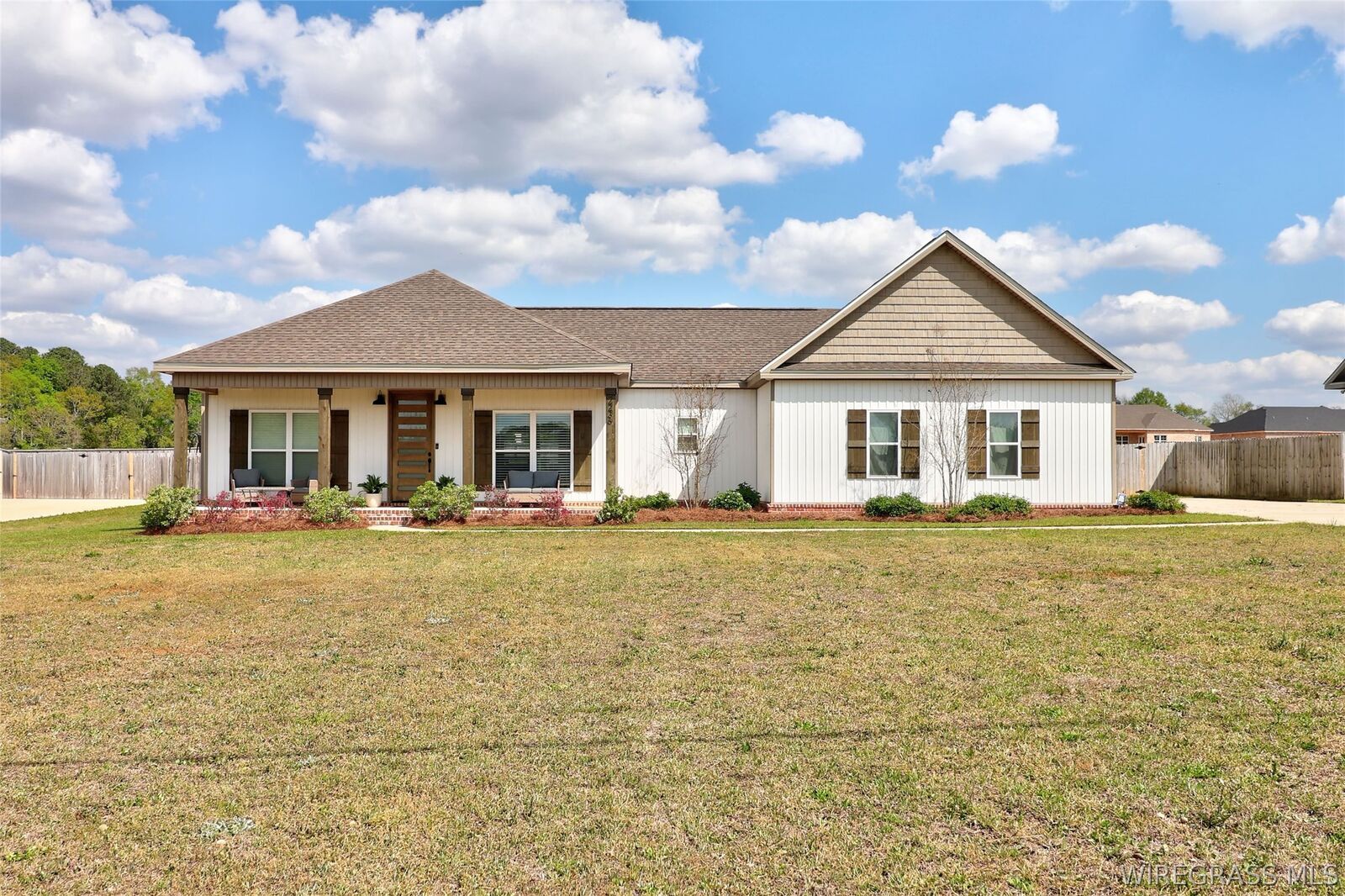 Property Photo:  2236 County Road 712  AL 36330 