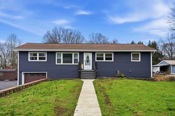Property Photo:  733 Mercer Rd  PA 15010 