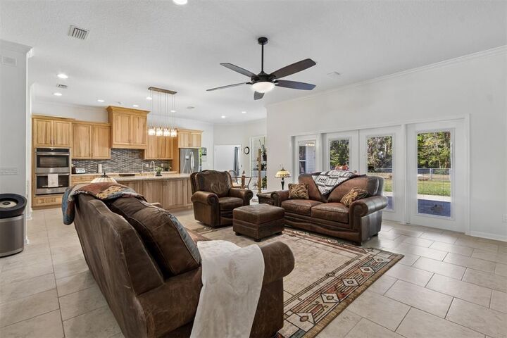 Property Photo: 97235 Morgans Way FL 32097