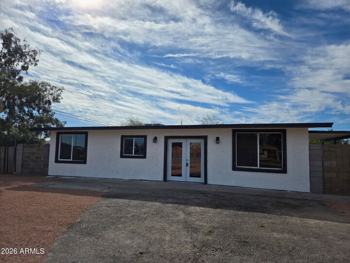 Property Photo:  770 S Pinal Drive  AZ 85120 