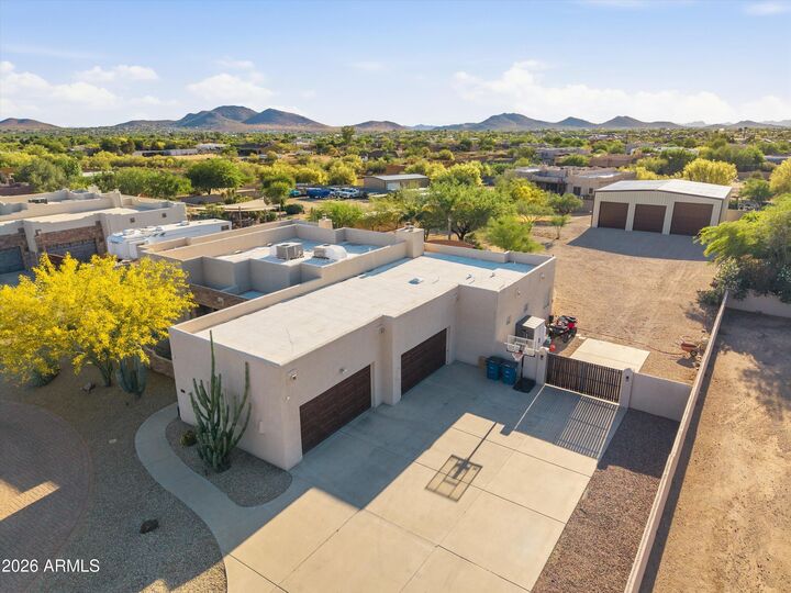 Property Photo:  39306 N 2nd Place  AZ 85086 