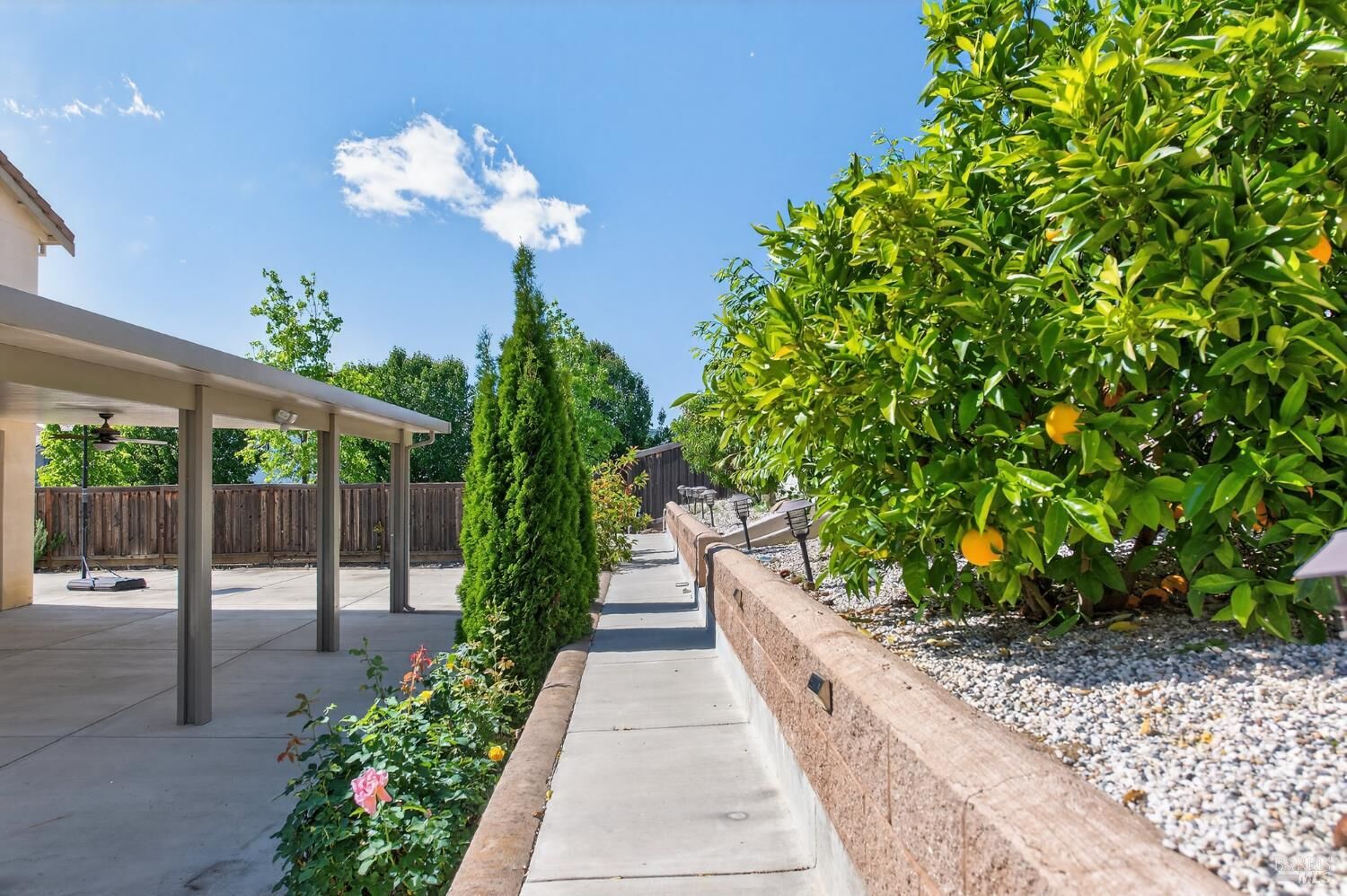 Property Photo: 3871 Danbury Way CA 94533