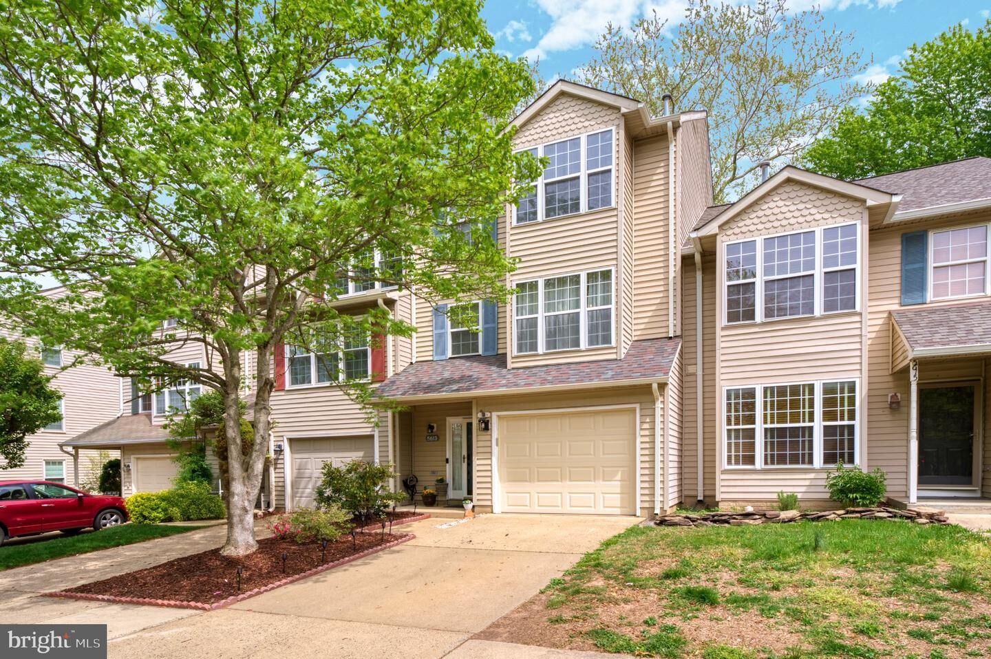 Property Photo:  5613 Gosling Drive  VA 20124 