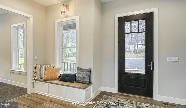 Property Photo:  224 West Valley Road  PA 17517 