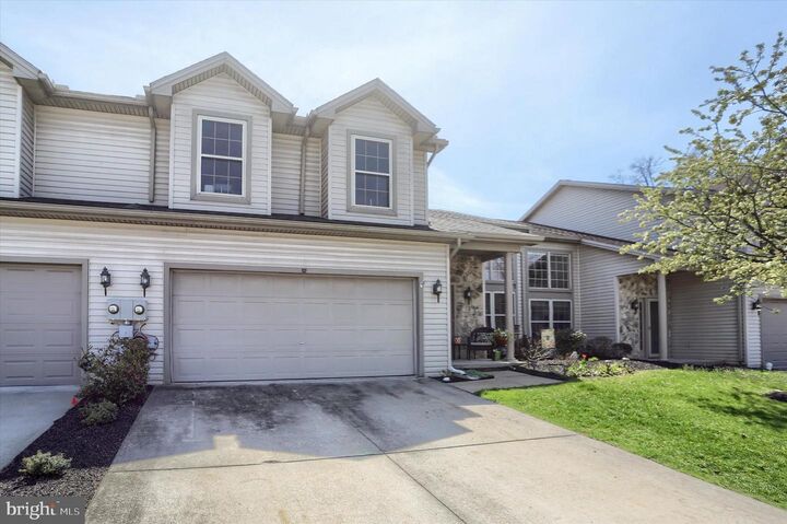 Property Photo:  12 Edgewater Drive  PA 17057 