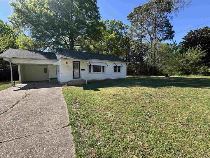Property Photo:  222 S Cagle  AR 72461 